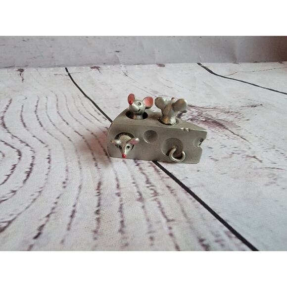 Hudson Pewter Figurine 2911 Mice in Swiss Cheese 1983 Knick Knack - Picture 1 of 5